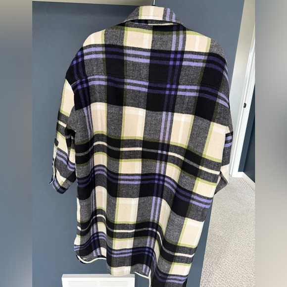 Zara Plaid Button-Up Shacket Removable Hood - Picture 5 of 6